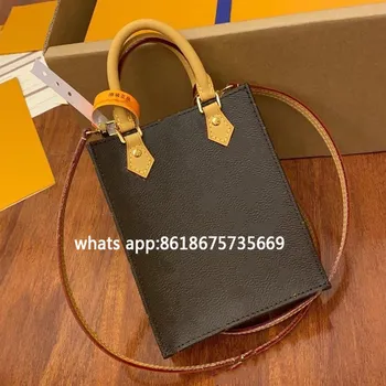 Brown handbag 2020 ladies fashion designer shoulder bag top quality leather bag chain card bag brown 75 
Brown handbag 2020 ladies fashion designer shoulder bag top quality leather bag chain card bag brown 75