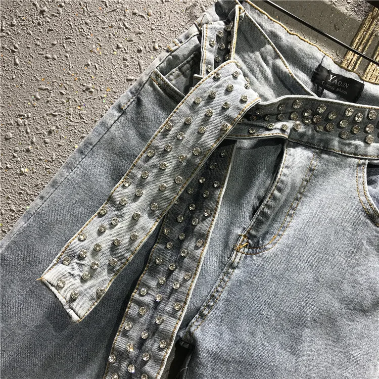 Rhinestone Diamond Beaded Belt Jeans Women's 2020 Spring New Personality Boot-Cut Slim-Fit Denim Ankle-Length Pants Jeans ---
Rhinestone Diamond Beaded Belt Jeans Women's 2020 Spring New Personality Boot-Cut Slim-Fit Denim Ankle-Length Pants Jeans ---