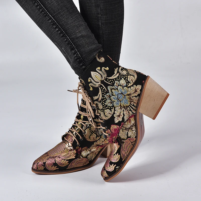 2019 New Autumn Retro Women Embroidery Flower Short Boots Lady Elegant Lace Up Ankle Boots Female Chunky Botas Mujer
2019 New Autumn Retro Women Embroidery Flower Short Boots Lady Elegant Lace Up Ankle Boots Female Chunky Botas Mujer
