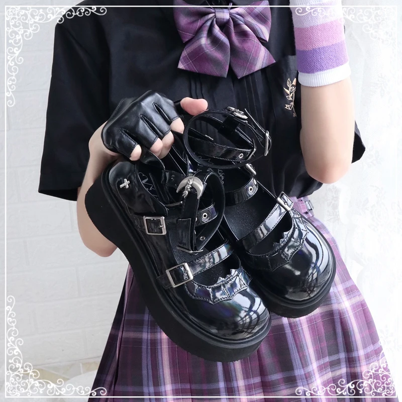 Gothic Girls Punk Loli Female Black Japanese Cute Anime Cosplay Lolita Shoes Women Harujuku Platform Mid Heel Jk Buckle Feminine
Gothic Girls Punk Loli Female Black Japanese Cute Anime Cosplay Lolita Shoes Women Harujuku Platform Mid Heel Jk Buckle Feminine