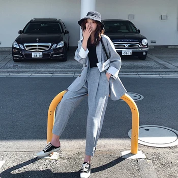2020 Spring And Autumn New Youth Popular Solid Color Double-breasted Suit Jacket Loose Loose Waist Trousers Fashion Casual Suit
2020 Spring And Autumn New Youth Popular Solid Color Double-breasted Suit Jacket Loose Loose Waist Trousers Fashion Casual Suit