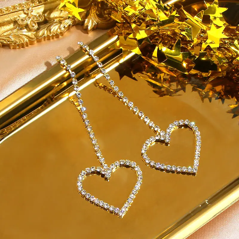 Caraquet Luxury Heart Rhinestone Drop Earrings for Women Shine Crystal Long Dangle Earrings Fashion Geometric Statement Jewelry
Caraquet Luxury Heart Rhinestone Drop Earrings for Women Shine Crystal Long Dangle Earrings Fashion Geometric Statement Jewelry