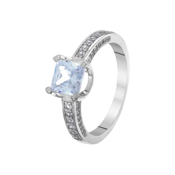 Кольцо из серебра с фианитами R00930
Кольцо из серебра с фианитами R00930