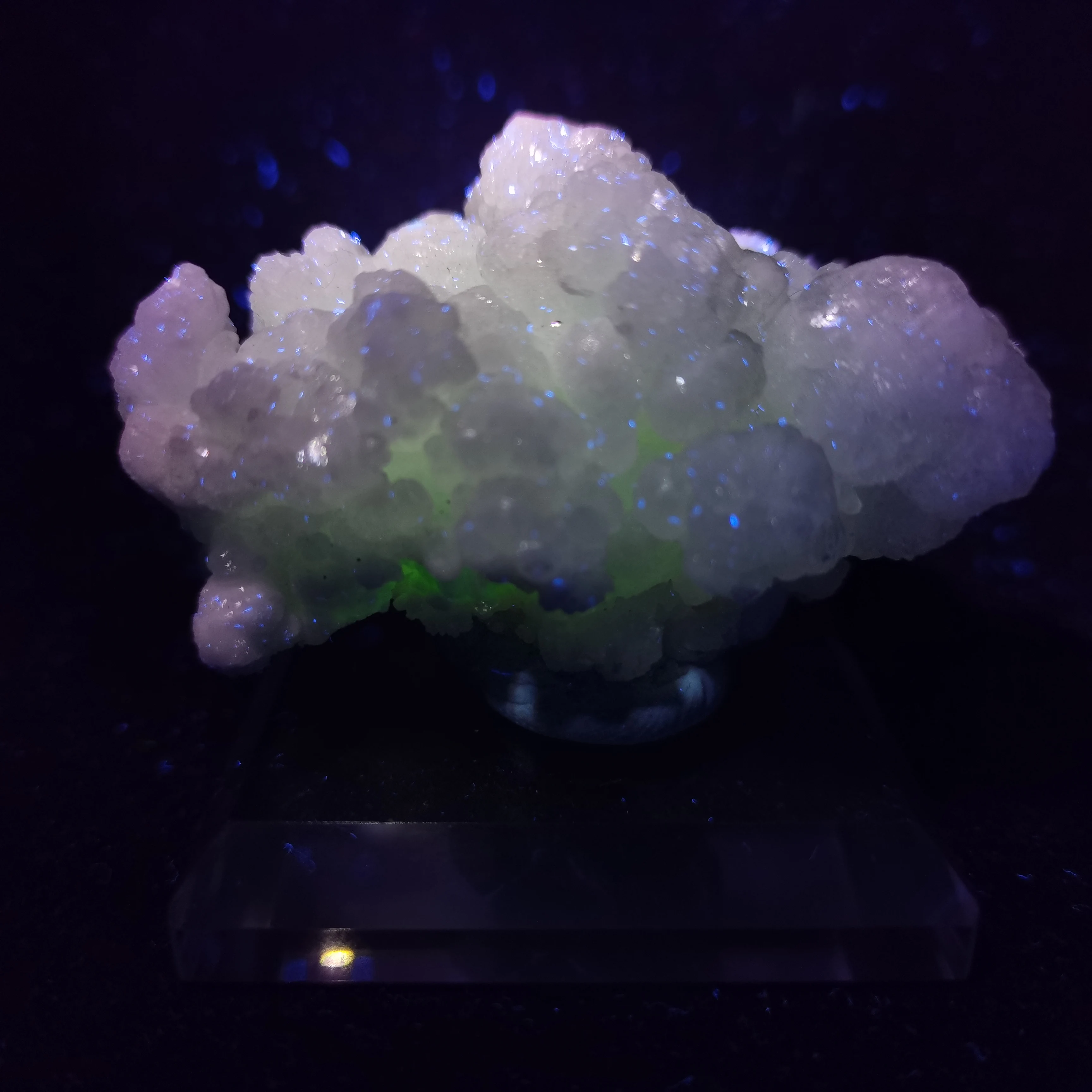 72.7gNatural water zinc ore, crystal, fluorite mineral specimens, multiple mineral symbionts
72.7gNatural water zinc ore, crystal, fluorite mineral specimens, multiple mineral symbionts