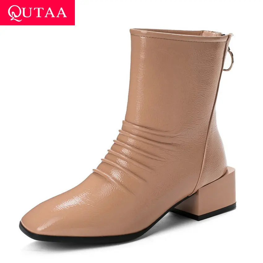 QUTAA 2020 Patent Leather Fashion Square Heel Zipper Ankle Boots Retro Square Toe Autumn Winter All Match Women Shoes Size 34-42
QUTAA 2020 Patent Leather Fashion Square Heel Zipper Ankle Boots Retro Square Toe Autumn Winter All Match Women Shoes Size 34-42