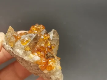 100% natural garnet mineral sample, crystal feldspar mineral crystal intergrowth ore 
100% natural garnet mineral sample, crystal feldspar mineral crystal intergrowth ore