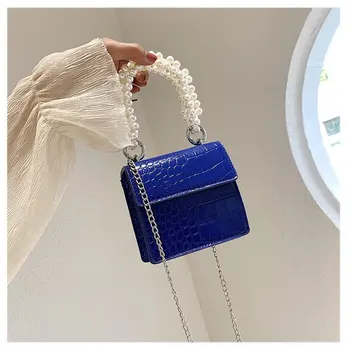 Women Crossbody Bags 2020 New small Handbag for Female Leather small Flap Shoulder Bag Ladies Messengers Clutch Coin Small Bags
Women Crossbody Bags 2020 New small Handbag for Female Leather small Flap Shoulder Bag Ladies Messengers Clutch Coin Small Bags