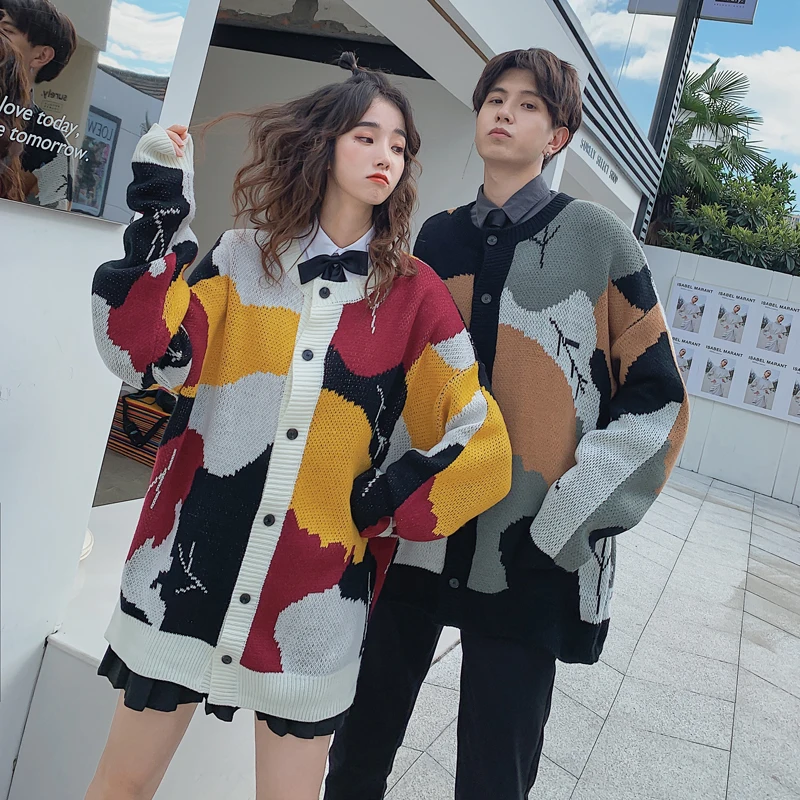 2019 Spring And Autumn New Korean Long-sleeved Trend Cardigan Loose Fashion Casual Sweater Jacket Male Beige / Black M-XL 
2019 Spring And Autumn New Korean Long-sleeved Trend Cardigan Loose Fashion Casual Sweater Jacket Male Beige / Black M-XL