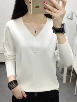 long sleeve knit pure color buttons thin render unlined upper garment of 2020 new bud silk is hollow-out sweater female
long sleeve knit pure color buttons thin render unlined upper garment of 2020 new bud silk is hollow-out sweater female