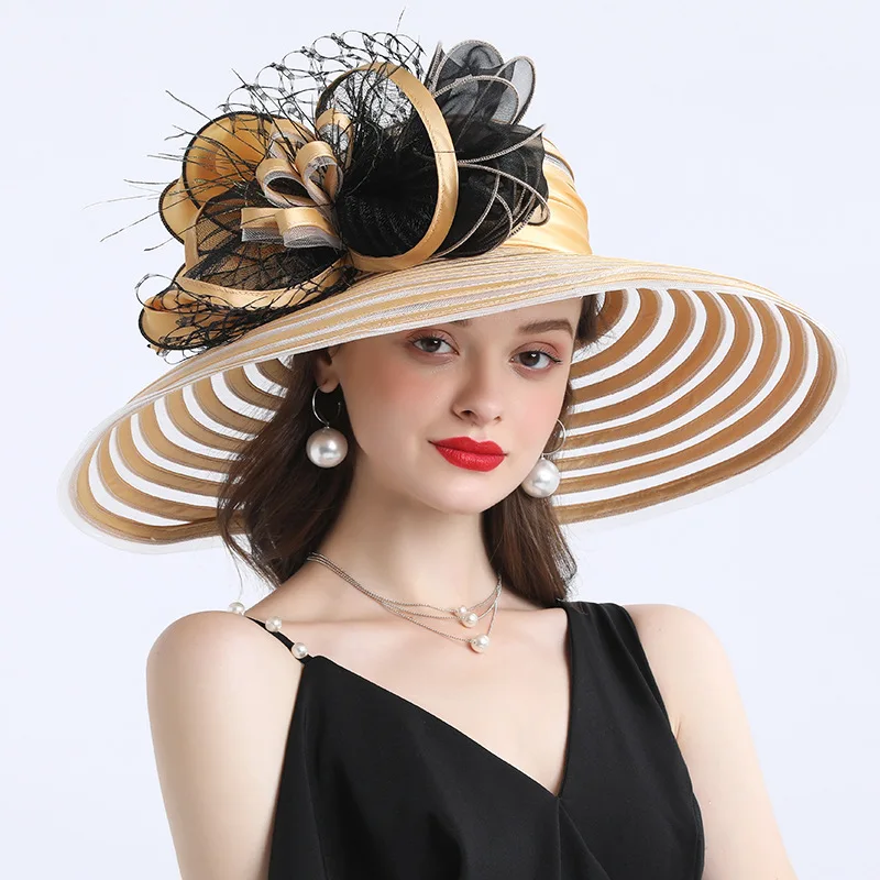 

Elegant Women Feather Flower Striped Kentucky Derby Hat 16cm Wide Brim Church Dress Sun Hat Lady Summer Beach Party Wedding Hat