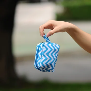 10pcs Children Size Cosmetic Bags , Zigzag Mini Size Makeup Case With Zipper Closure in7 colors DOM109068
10pcs Children Size Cosmetic Bags , Zigzag Mini Size Makeup Case With Zipper Closure in7 colors DOM109068