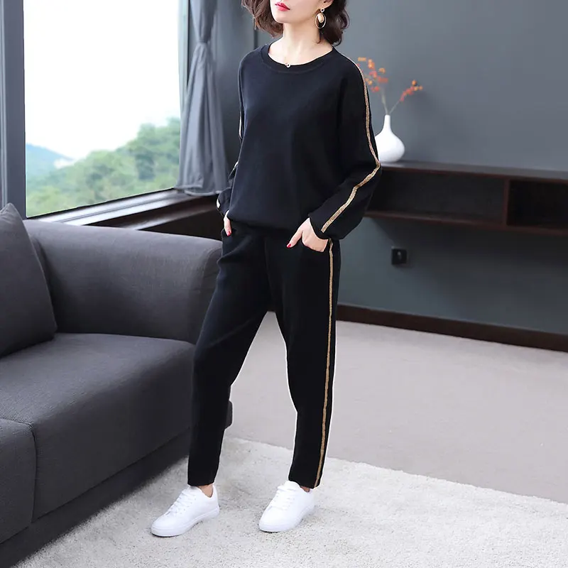 Plus Size 2 Piece Set Women Tracksuit Female Tops and Pant Casual Outfits Suits Fall Winter Knitted Sweatsuit Woman Clothing Hot
Plus Size 2 Piece Set Women Tracksuit Female Tops and Pant Casual Outfits Suits Fall Winter Knitted Sweatsuit Woman Clothing Hot