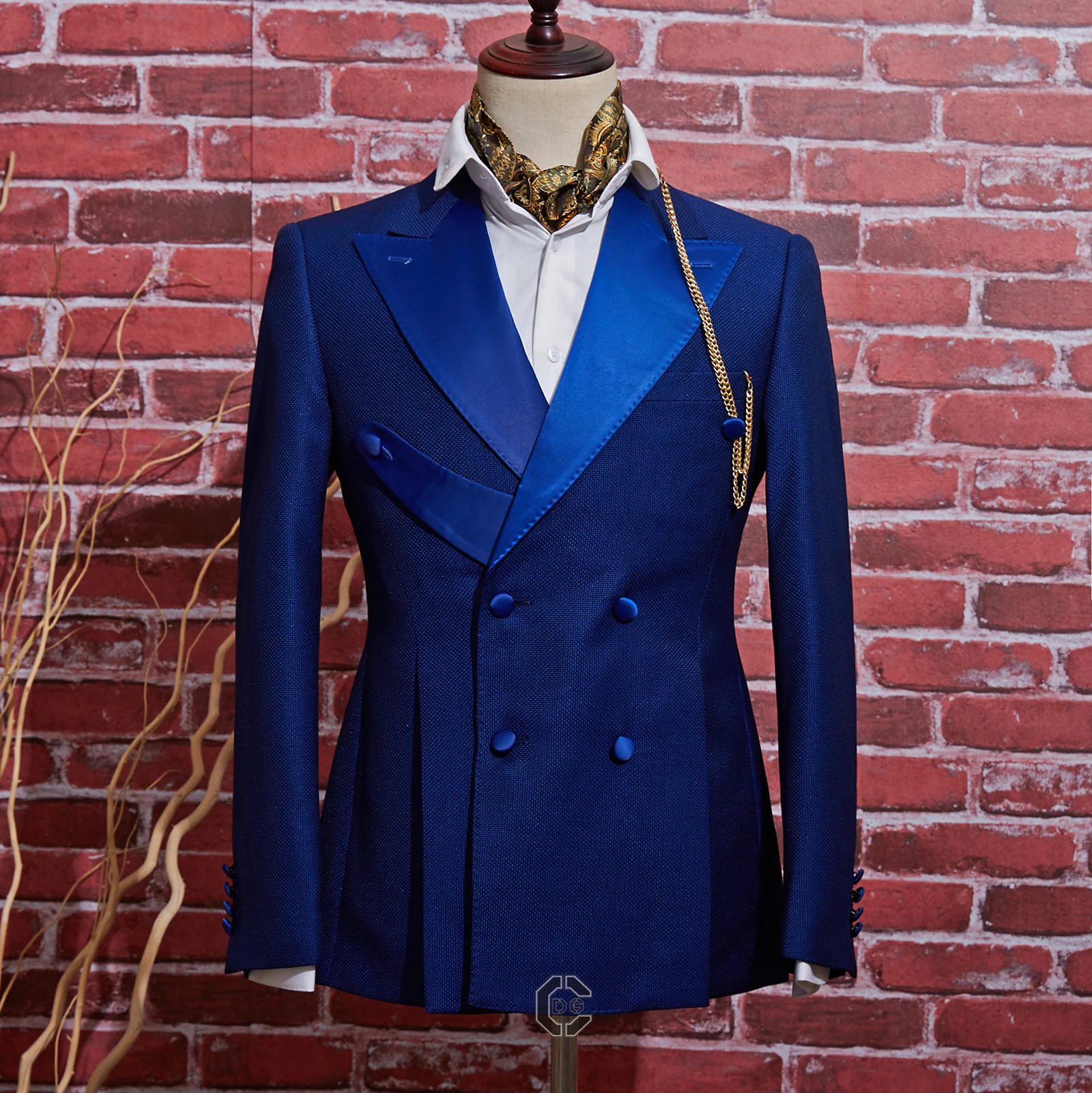 Men's Suits 2 Pieces Double Breasted Slim Fit Satin Lapel Solid Prom Tuxedos Wedding (Blazer+Pants)
Men's Suits 2 Pieces Double Breasted Slim Fit Satin Lapel Solid Prom Tuxedos Wedding (Blazer+Pants)
