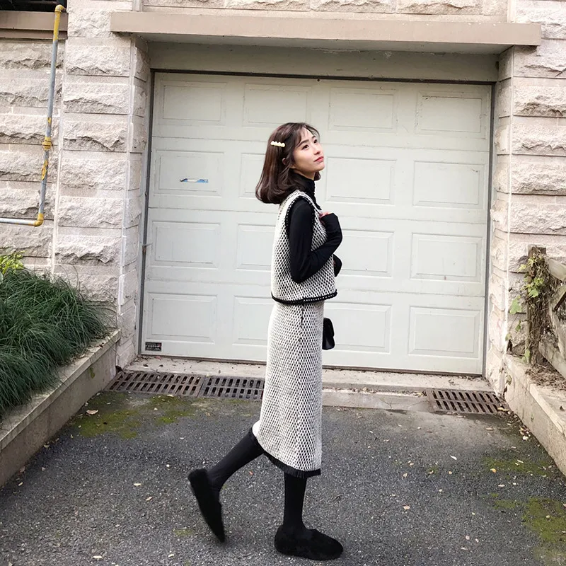 Autumn Women's Wear Autumn Style Small Xiangfeng Suit Knitting Sweater Age Reduction Foreign Style Skirt Two-piece Set 9157
Autumn Women's Wear Autumn Style Small Xiangfeng Suit Knitting Sweater Age Reduction Foreign Style Skirt Two-piece Set 9157