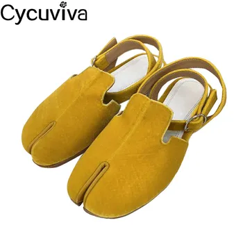 Soft Kidsuede Split Toe Flats Shoes Woman 2020 Spring Ankle Strap Shoes Black White Dress Casual Shoes Femme
Soft Kidsuede Split Toe Flats Shoes Woman 2020 Spring Ankle Strap Shoes Black White Dress Casual Shoes Femme