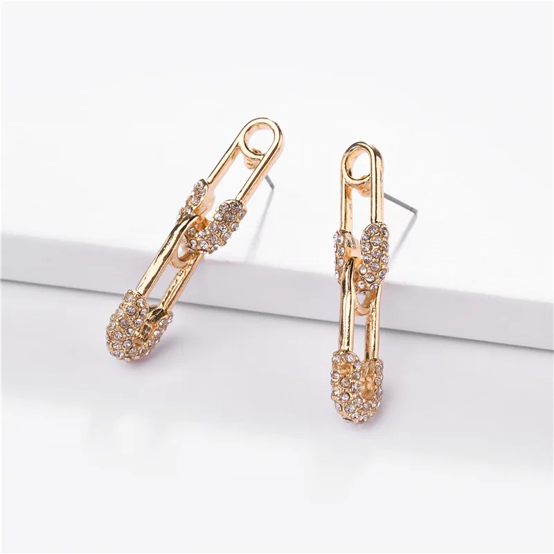 New Design Unique Alloy Paper Clips Pave Semi-Precious Stones Drop Earrings Two Pins Joint Drop Earrings for Women Chic Jewelry
New Design Unique Alloy Paper Clips Pave Semi-Precious Stones Drop Earrings Two Pins Joint Drop Earrings for Women Chic Jewelry