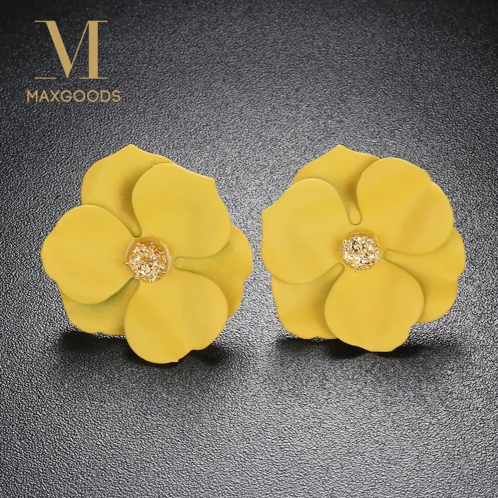 Colorful Plant Metal Stud Earrings for Women Sweet Three Petal Flower Earrings Fashion Jewelry Girl Summer Gift
Colorful Plant Metal Stud Earrings for Women Sweet Three Petal Flower Earrings Fashion Jewelry Girl Summer Gift