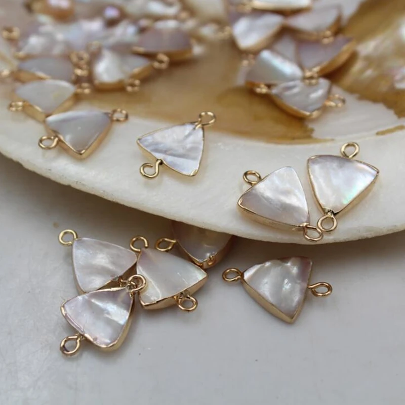 2pcs/lot 12mm Natural white Shell Pearl Charms geometric irregular triangle pearl Beads For DIY handmade jewelry Accessories
2pcs/lot 12mm Natural white Shell Pearl Charms geometric irregular triangle pearl Beads For DIY handmade jewelry Accessories