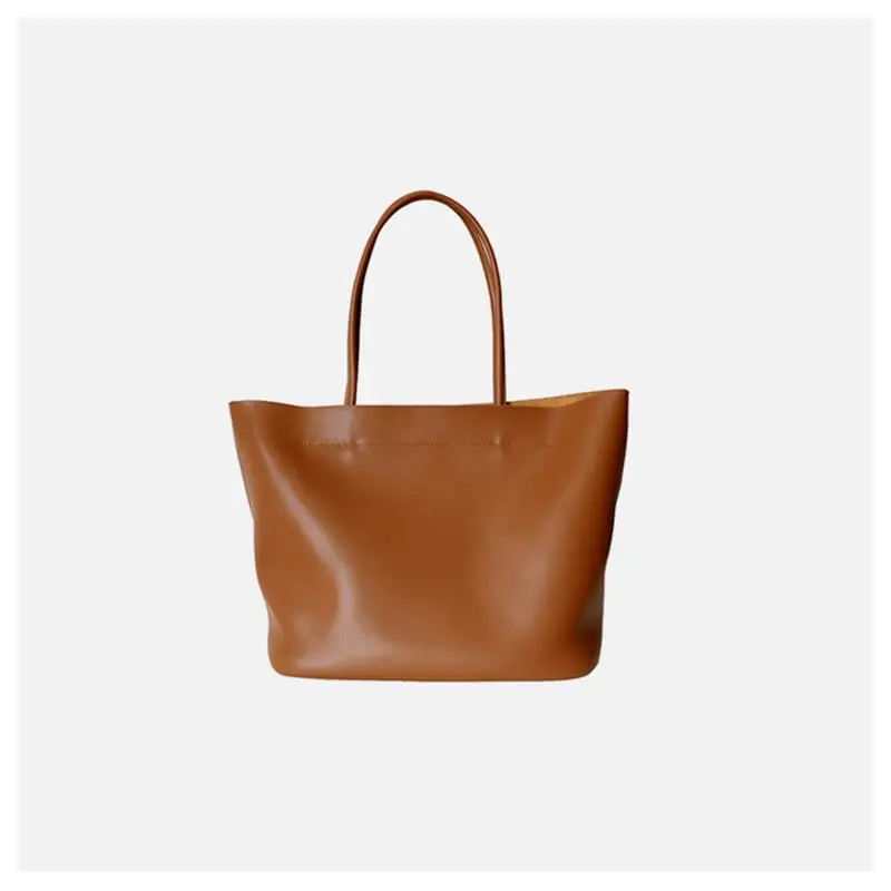 Coated Cowhide Leather Bag Solid Color Handbag Large Capacity Composite Bag cowhide shoulder 2020 New Arrival Women Tote bag
Coated Cowhide Leather Bag Solid Color Handbag Large Capacity Composite Bag cowhide shoulder 2020 New Arrival Women Tote bag