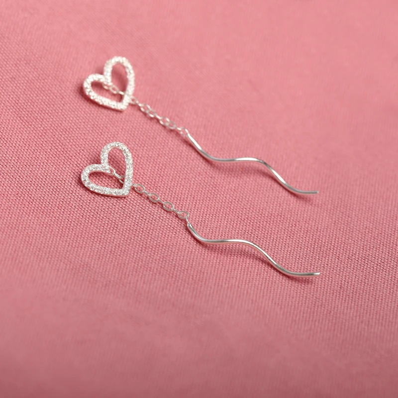 Wholesale Silver Hollow Heart Dangle Earrings 925 Wave Long Tassels Earring For Women Girl Fashion Jewelry Christmas gifts
Wholesale Silver Hollow Heart Dangle Earrings 925 Wave Long Tassels Earring For Women Girl Fashion Jewelry Christmas gifts