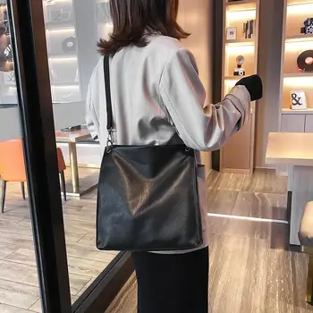Women Fashion Casual Shoulder Crossbody Bag Solid Color PU Leather Retro Purse Messenger bags For Teenager Girls 
Women Fashion Casual Shoulder Crossbody Bag Solid Color PU Leather Retro Purse Messenger bags For Teenager Girls