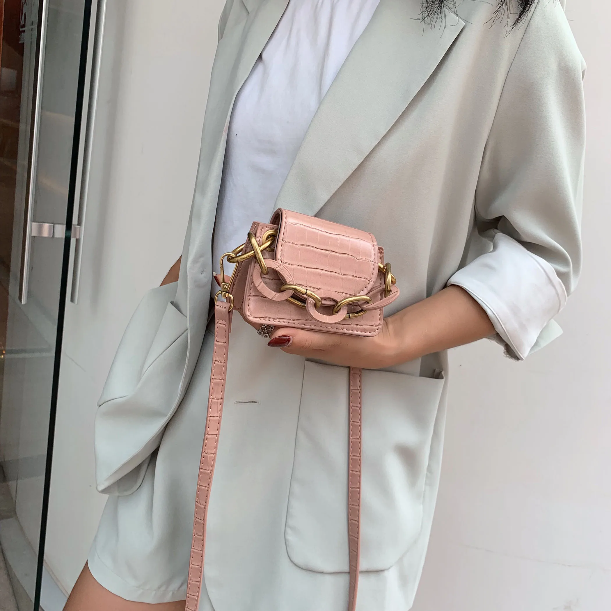 Stone Pattern PU Leather Crossbody Bags For Women Thick Chain Design Shoulder Messenger Bag Lady Mini Tote Lipstick Handbags
Stone Pattern PU Leather Crossbody Bags For Women Thick Chain Design Shoulder Messenger Bag Lady Mini Tote Lipstick Handbags