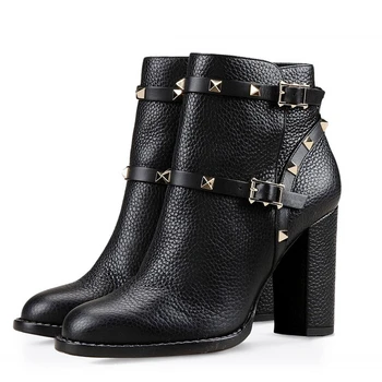 2020 New Fashion Women Boots Buckle Rivet Round Toe High Quality Autumn Winter Boots Sexy Ladies Ankle Boots Female TL-A0199
2020 New Fashion Women Boots Buckle Rivet Round Toe High Quality Autumn Winter Boots Sexy Ladies Ankle Boots Female TL-A0199