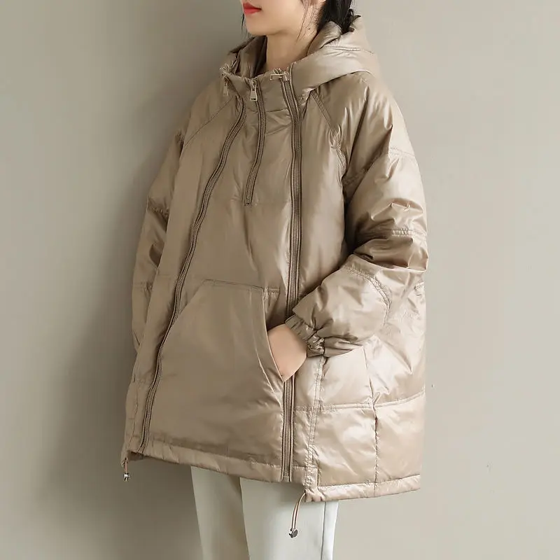 White duck down down jacket women's Winter 2021 New three-zipper loose pullover coat for little girls lady light warm jackets
White duck down down jacket women's Winter 2021 New three-zipper loose pullover coat for little girls lady light warm jackets