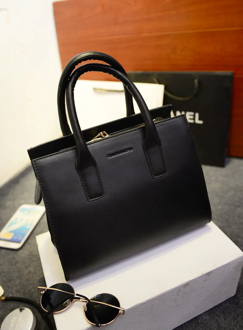 Woman Package Concise Hand Bill Lading Shoulder Oblique Finalize Design Handbag Luxury Handbags Women Bags Designer Feminina
Woman Package Concise Hand Bill Lading Shoulder Oblique Finalize Design Handbag Luxury Handbags Women Bags Designer Feminina