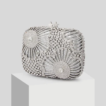 New star flower rhinestone dinner bag dinner bag ladies bag studded European and American women handbags clutch bag
New star flower rhinestone dinner bag dinner bag ladies bag studded European and American women handbags clutch bag