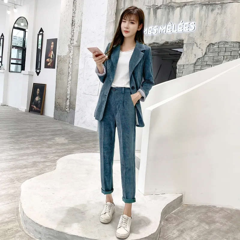 Women's Suit 2019 Autumn and Winter New Fashion Professional Set of Temperament Gray Corduroy Women's Pantsuit
Women's Suit 2019 Autumn and Winter New Fashion Professional Set of Temperament Gray Corduroy Women's Pantsuit