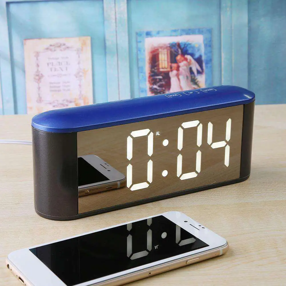 Table Desk LED Screen Mirror Digital Time Temperature Display Snooze Alarm Clock Home Decor
Table Desk LED Screen Mirror Digital Time Temperature Display Snooze Alarm Clock Home Decor