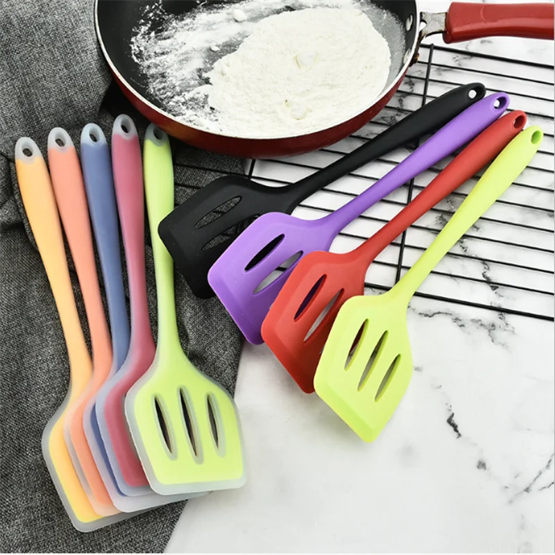 Household Silicone Spatula High Temperature Resistant Leaking Spatula Kitchen Tools Form for Cooking Cuisine Kitchen Gadgets.85z
Household Silicone Spatula High Temperature Resistant Leaking Spatula Kitchen Tools Form for Cooking Cuisine Kitchen Gadgets.85z