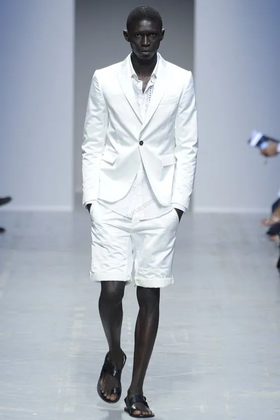 Men's Business Holiday Short Pants Suits 2 Pieces Regular Fit Peaked Lapel Solid Prom White Tuxedos For Wedding (Blazer+Pants)
Men's Business Holiday Short Pants Suits 2 Pieces Regular Fit Peaked Lapel Solid Prom White Tuxedos For Wedding (Blazer+Pants)
