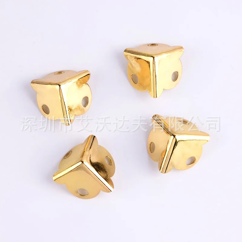 Metal Wrap Angle Manufacturers Direct Selling Iron Cornerite Cardboard Box Algam Cornerite Frame Cornerite Wooden Box Cornerite
Metal Wrap Angle Manufacturers Direct Selling Iron Cornerite Cardboard Box Algam Cornerite Frame Cornerite Wooden Box Cornerite