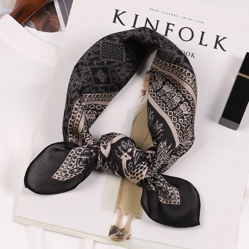The new artificial silk scarf elegant and versatile professional decoration scarf new silk satin small square scarf headband
The new artificial silk scarf elegant and versatile professional decoration scarf new silk satin small square scarf headband