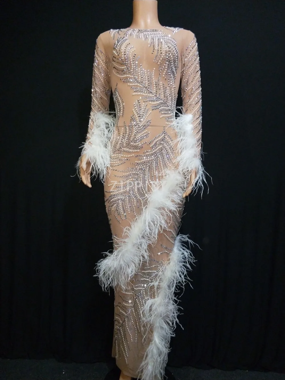 Shining Rhinestones pearls Mesh Dress Birthday Celebrate Dress Feather See Through Outfit Singer Prom Party Long Dresses
Shining Rhinestones pearls Mesh Dress Birthday Celebrate Dress Feather See Through Outfit Singer Prom Party Long Dresses
