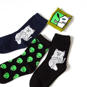 Male and female hip-hop street style skateboard socks Middle finger cat Base cat Alien middle tube male and female socks
Male and female hip-hop street style skateboard socks Middle finger cat Base cat Alien middle tube male and female socks
