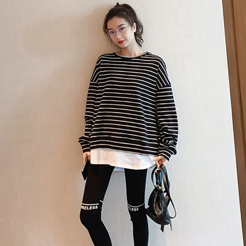 Stripes Fake Two-piece Stitching Loose Tops Women Round Neck Pullover Long Sleeve Casual Stitching Print Tops T-Shirts
Stripes Fake Two-piece Stitching Loose Tops Women Round Neck Pullover Long Sleeve Casual Stitching Print Tops T-Shirts