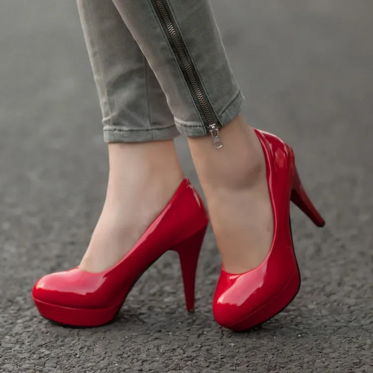 Women Pumps Fashion Classic Patent Leather High Heels Shoes Nude Sharp Head Paltform Wedding Women Dress Shoes Plus Size dcf
Women Pumps Fashion Classic Patent Leather High Heels Shoes Nude Sharp Head Paltform Wedding Women Dress Shoes Plus Size dcf