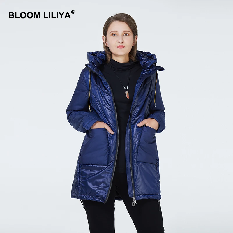 BLOOM LILIYA 2020 Spring Women Coat Thin Cotton Padding Jacket Fashion Autumn Women Jackets Hooded Parka Zipper Russian Size
BLOOM LILIYA 2020 Spring Women Coat Thin Cotton Padding Jacket Fashion Autumn Women Jackets Hooded Parka Zipper Russian Size