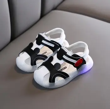 LED With Light Girls Boys Summer Sandals Flash Children Soft Sole Beach Sandals Anti-slip Cozy Cute Kids Sport Sneakers
LED With Light Girls Boys Summer Sandals Flash Children Soft Sole Beach Sandals Anti-slip Cozy Cute Kids Sport Sneakers
