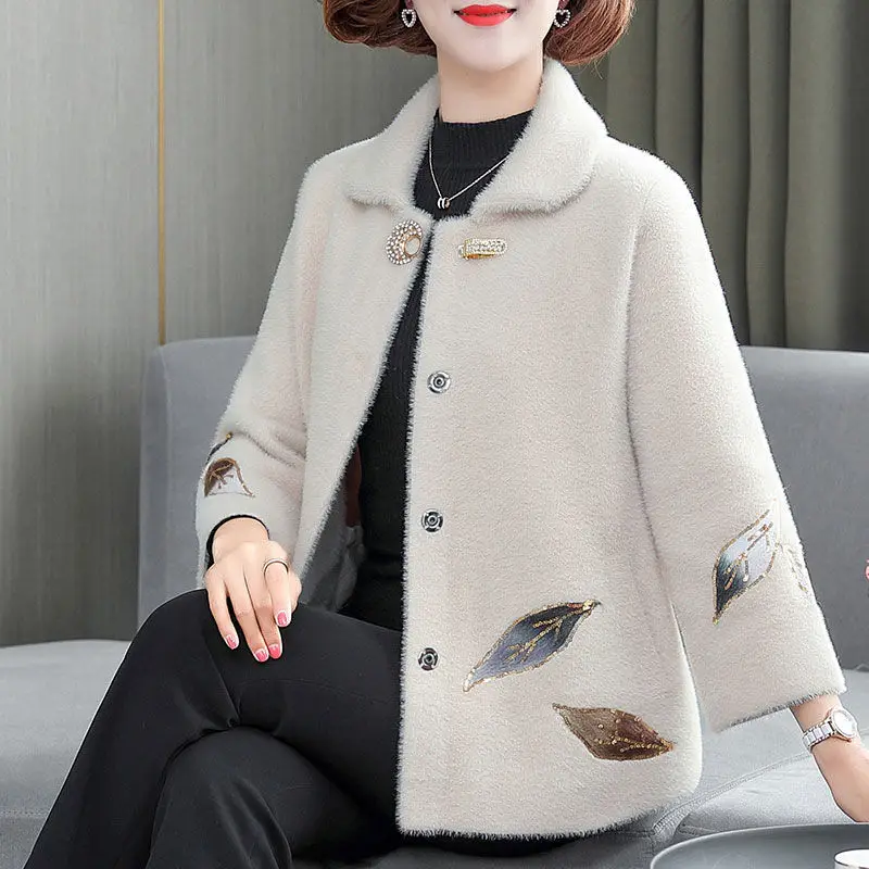 Women Winter Cashmere Woolen Coat New Knitted Cardigan Faux Mink Fur Sweater Middle-aged Mother Thicked Outerwear Jacket W2181
Women Winter Cashmere Woolen Coat New Knitted Cardigan Faux Mink Fur Sweater Middle-aged Mother Thicked Outerwear Jacket W2181