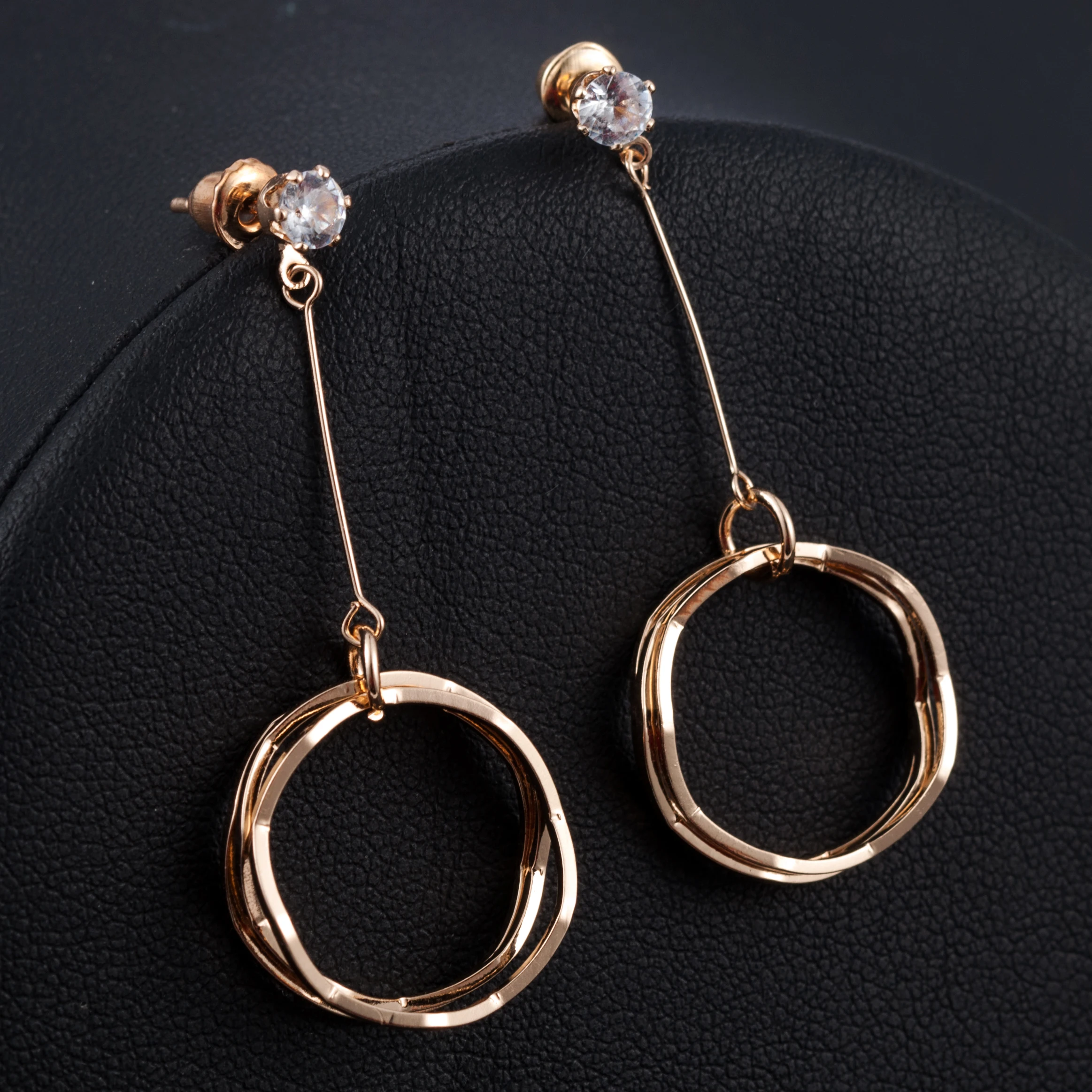 Fashion Double Hoop Gold Color Tassel Earring For Women Drop Dangle Earrings Stone Pendientes Mujer Moda Minimalist Earrings
Fashion Double Hoop Gold Color Tassel Earring For Women Drop Dangle Earrings Stone Pendientes Mujer Moda Minimalist Earrings