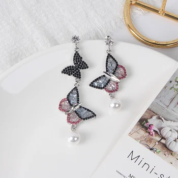 MWSONYA 2020 New Korean Long Crystal Pendant Earrings Butterfly asymmetric Drop Earrings for Women Earings Fashion Jewelry
MWSONYA 2020 New Korean Long Crystal Pendant Earrings Butterfly asymmetric Drop Earrings for Women Earings Fashion Jewelry