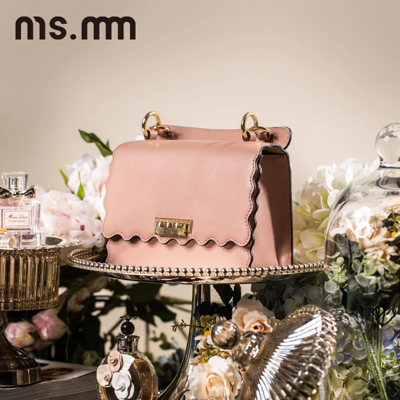 MS.MM Diamond Padlock Ruffles Crossbody Bags for Women Genuine Leather Crystal Shoulder Bag Luxury Handbags Women Bags Designer
MS.MM Diamond Padlock Ruffles Crossbody Bags for Women Genuine Leather Crystal Shoulder Bag Luxury Handbags Women Bags Designer