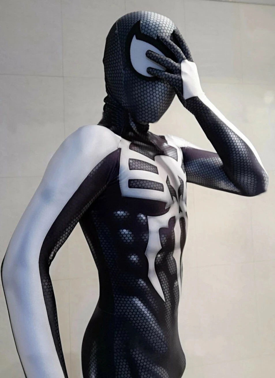 Featured image of post Spider Man 2099 Costume
