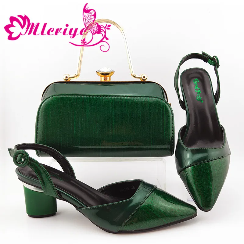 2020 Party New Design Green Color Italian Women Shoes and Bag to Match Nigerian Mature Style Matching Shoes and Bag Set
2020 Party New Design Green Color Italian Women Shoes and Bag to Match Nigerian Mature Style Matching Shoes and Bag Set