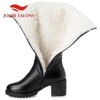 JOUIR TALONS New Fashion Brand women shoes Big Size 43 Short Plush Warm Knee High Boots Casual Buckle Straps Square Heels Shoes
JOUIR TALONS New Fashion Brand women shoes Big Size 43 Short Plush Warm Knee High Boots Casual Buckle Straps Square Heels Shoes
