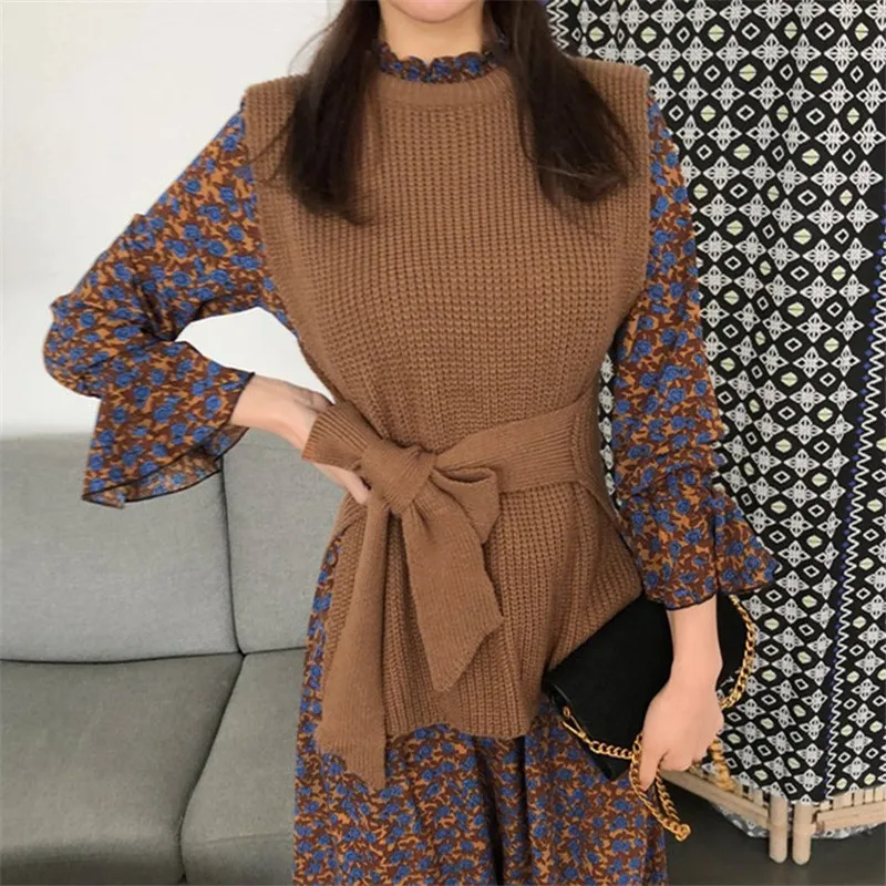 CBAFU Cashmere Sweater Vest Women Knitted Jacket Sweater Coat Lace Up Side Open Waistcoat Split Sleeveless Pullover Jumper P456
CBAFU Cashmere Sweater Vest Women Knitted Jacket Sweater Coat Lace Up Side Open Waistcoat Split Sleeveless Pullover Jumper P456